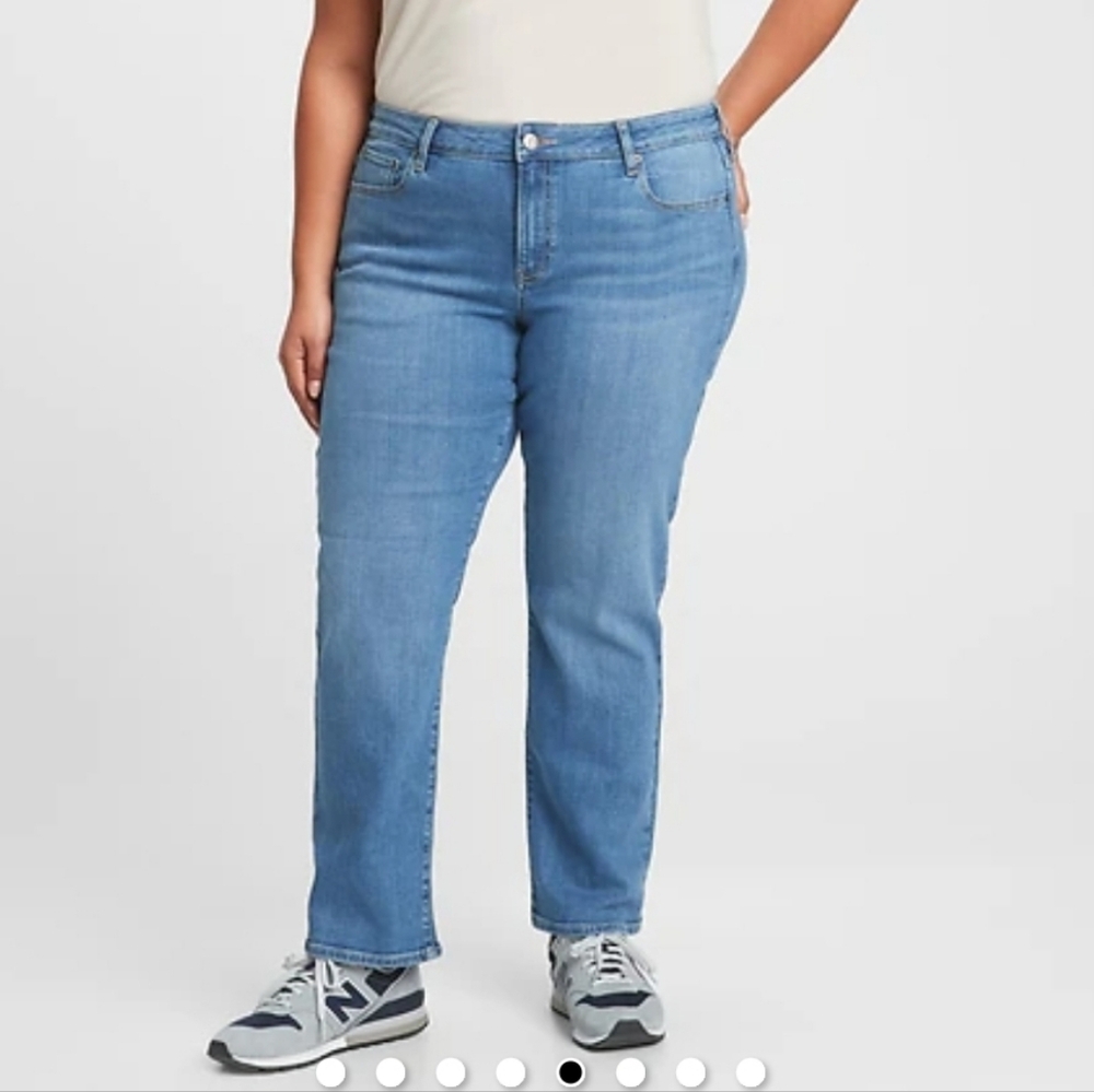 GAP Classic Straight Leg Blue Jeans Size 18/34 Mid-Rise 5-Pocket Denim